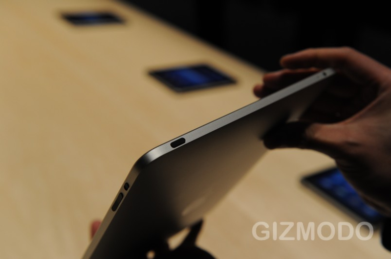 Illustration for article titled Apple iPad Hands On